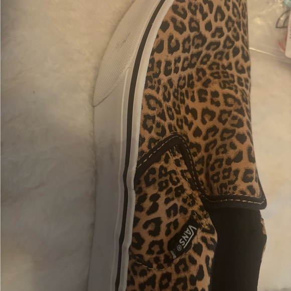 Vans
Womens Asher Deluxe 721356 Brown Cheetah Print Slip On Women’s 6 Eur 38 - Picture 2 of 6